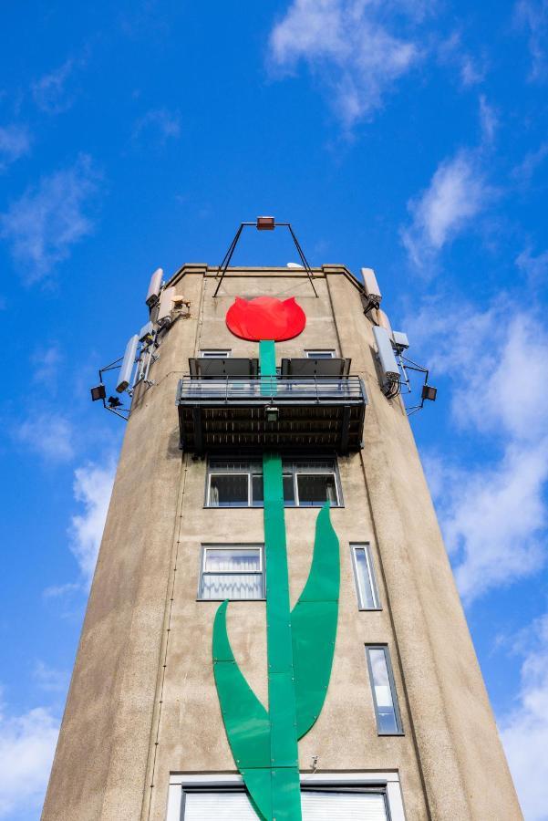 B&B De Tulpentoren Roelofarendsveen Eksteriør billede