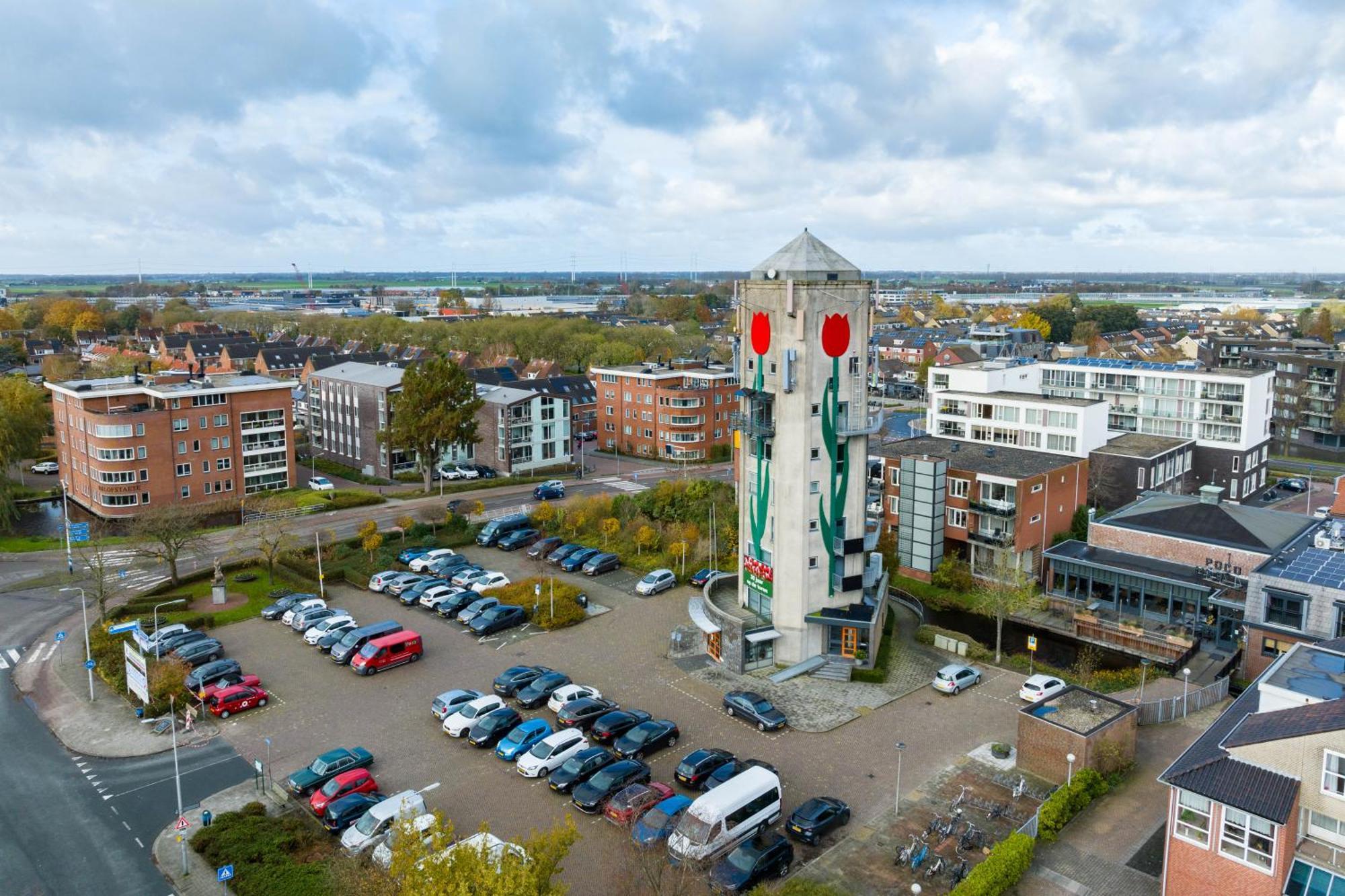 B&B De Tulpentoren Roelofarendsveen Eksteriør billede